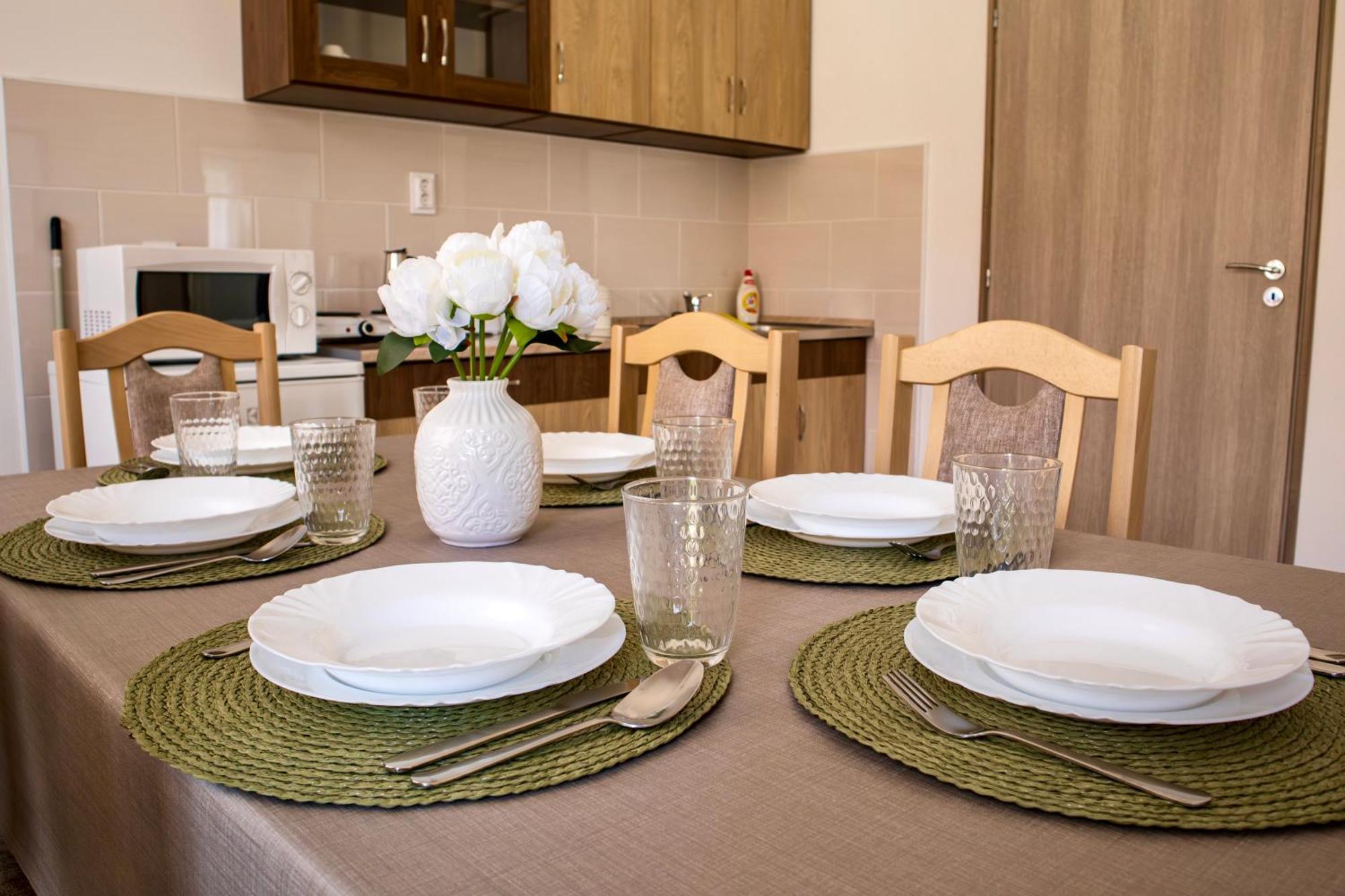 Izisz Apartman Matraterenye Buitenkant foto