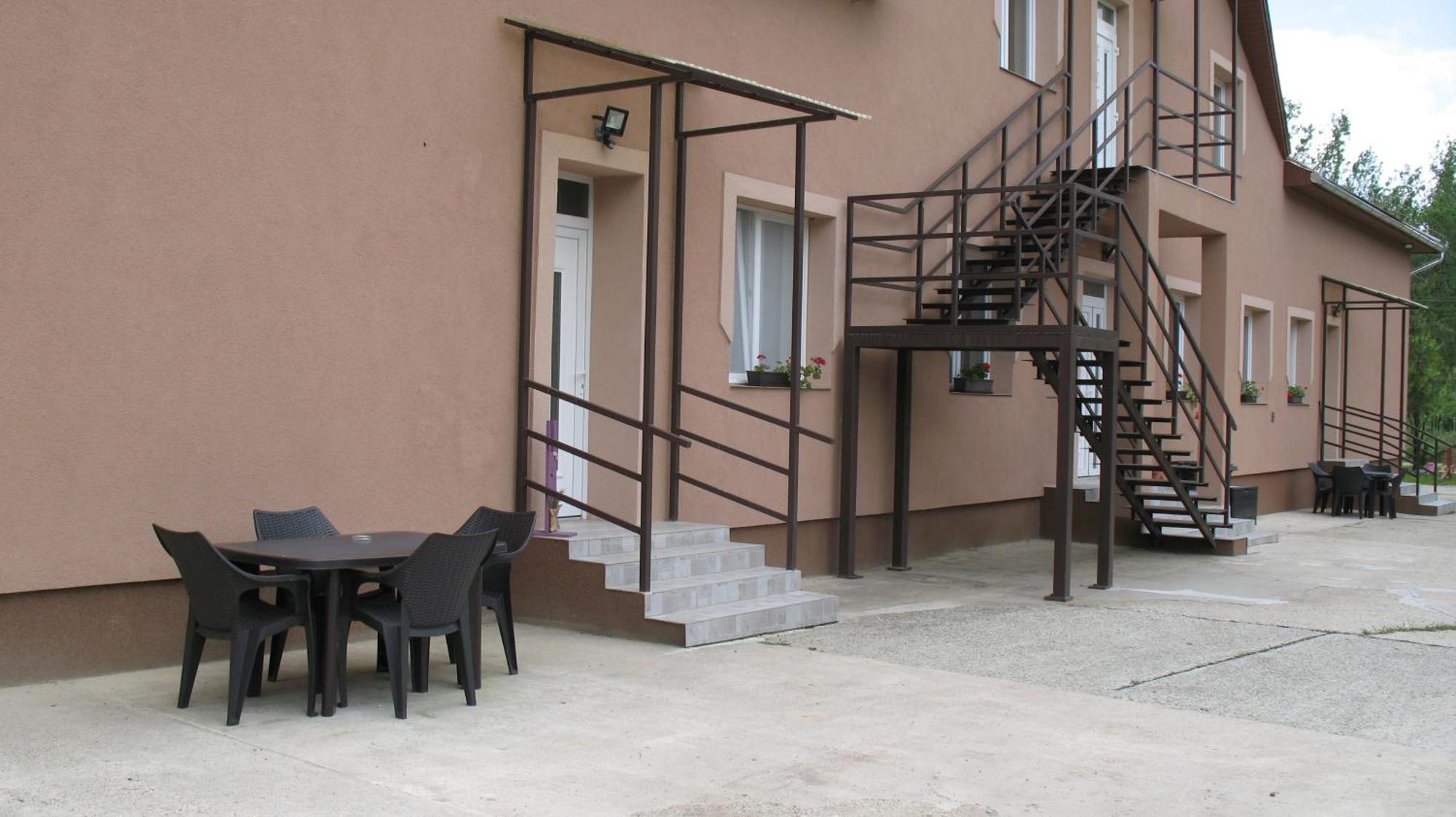 Izisz Apartman Matraterenye Buitenkant foto